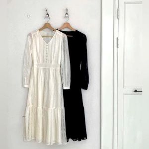 NEW 2023Mysterious Black elegant long sleeve great quality lace maxi dress .S/M.